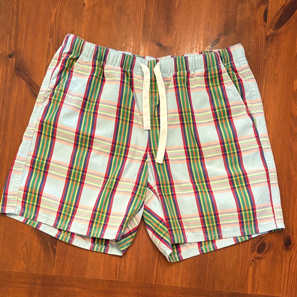 Roots Shorts Plaid Men’s Size Medium